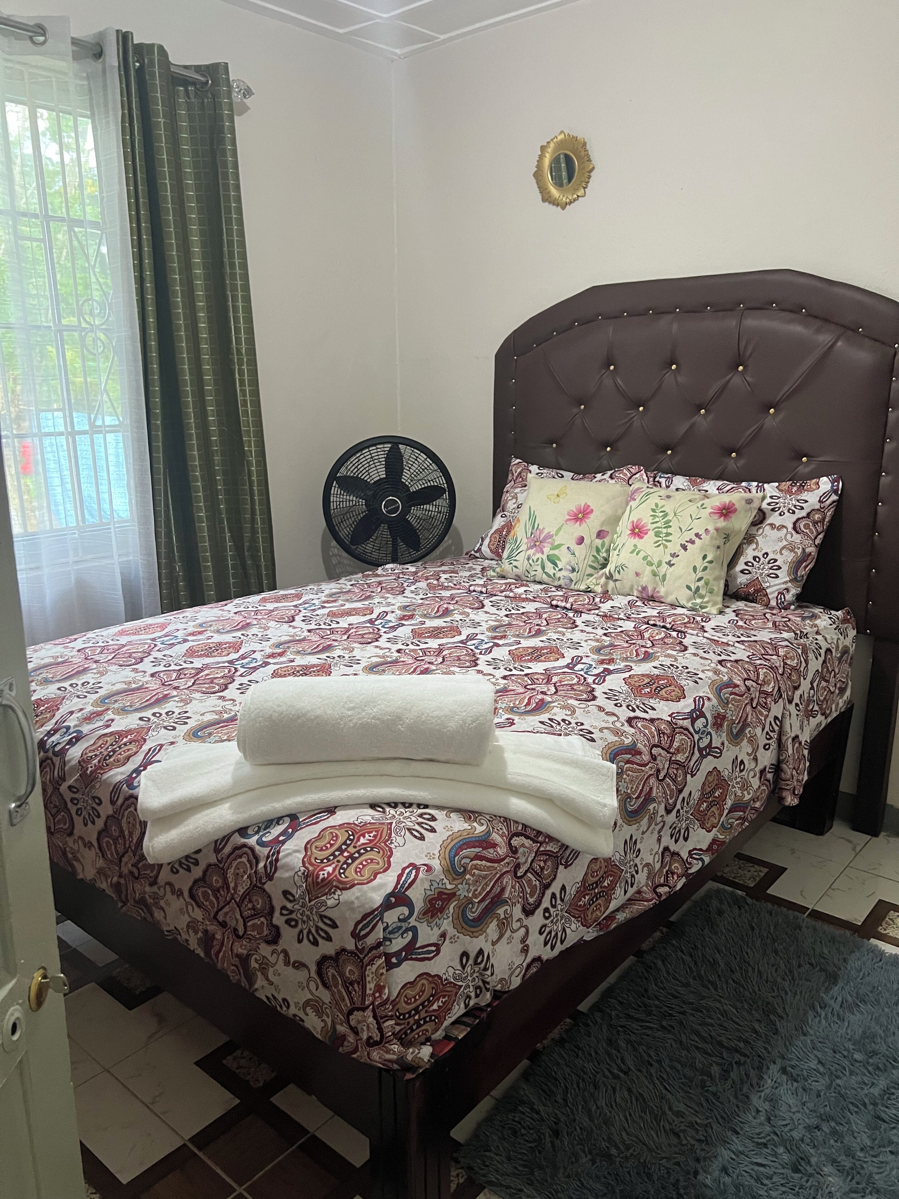 3 bedrooms, free WiFi, bed sheets