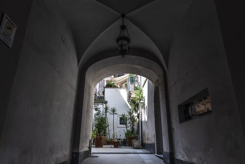 [+Elegant downtown apartment with ETNA+ view].