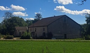 Exterior - 🌲 Gîte du Lutin Boname : Calme, Jardin & Randonnées aux Portes des Vosges (Bellefontaine)