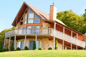 Exterior - A "Sweet Retreat" at Deep Creek & Wisp Ski Resort (McHenry)