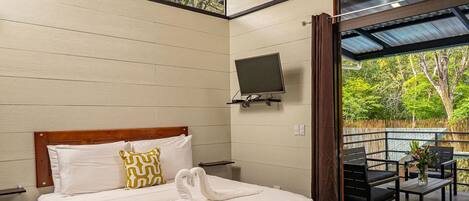 Superior Room | Free WiFi, bed sheets