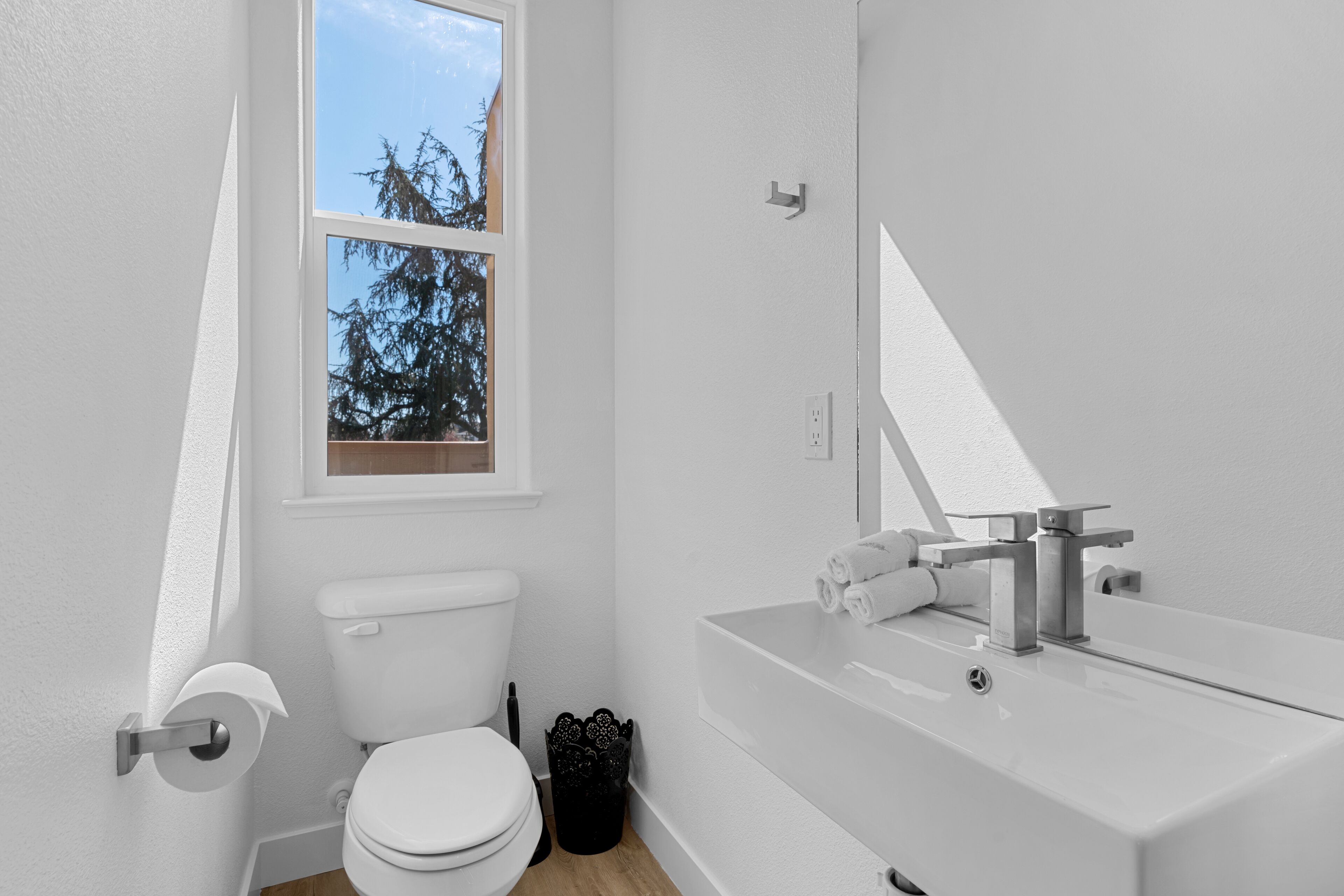 Bright & Cozy Apartment In Santa Rosa