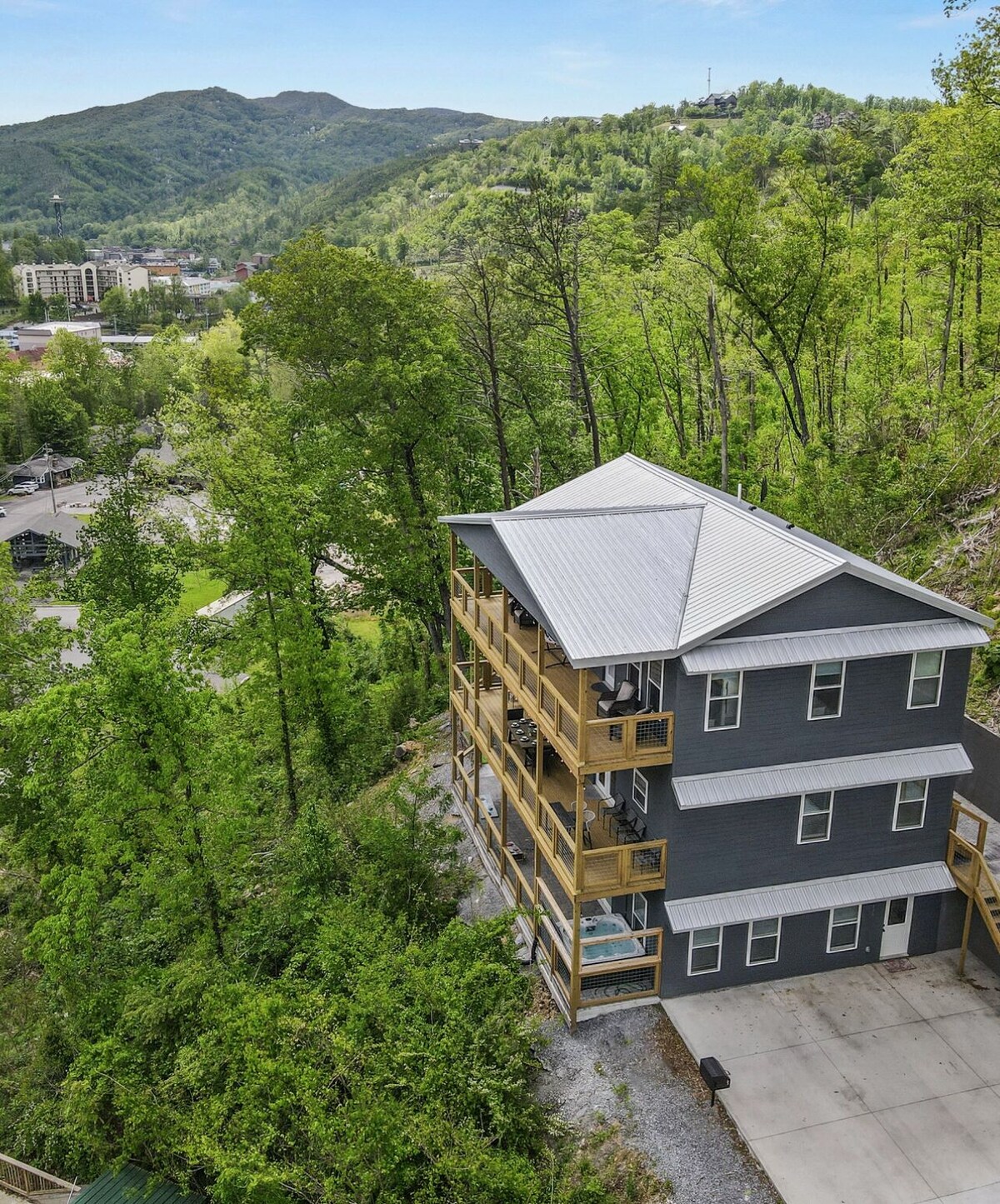 Photo 51 of Walk to downtown Gatlinburg-4 en-suites-16’ swim spa- theater and game room