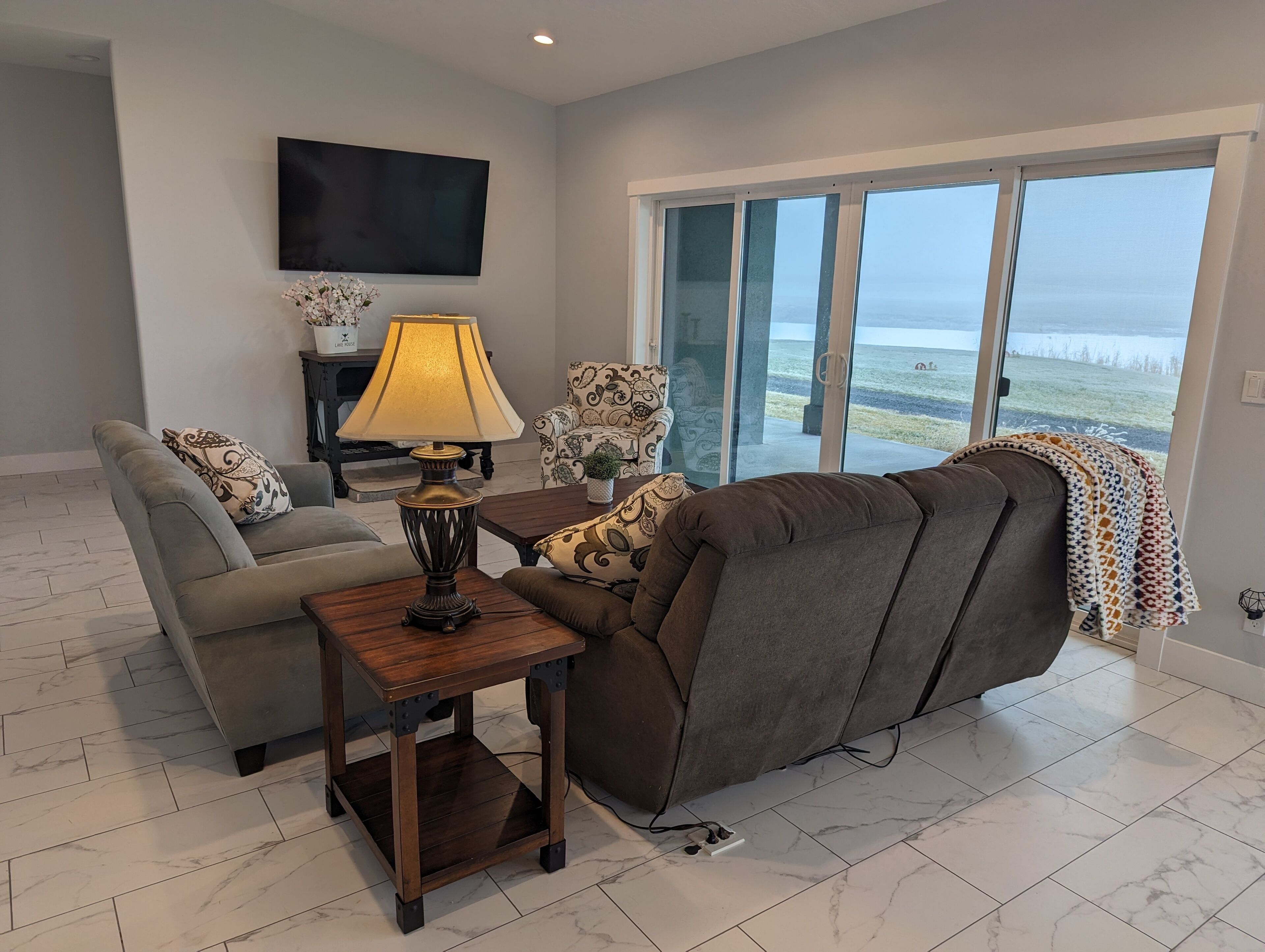 Älytelevisio, kirjoja