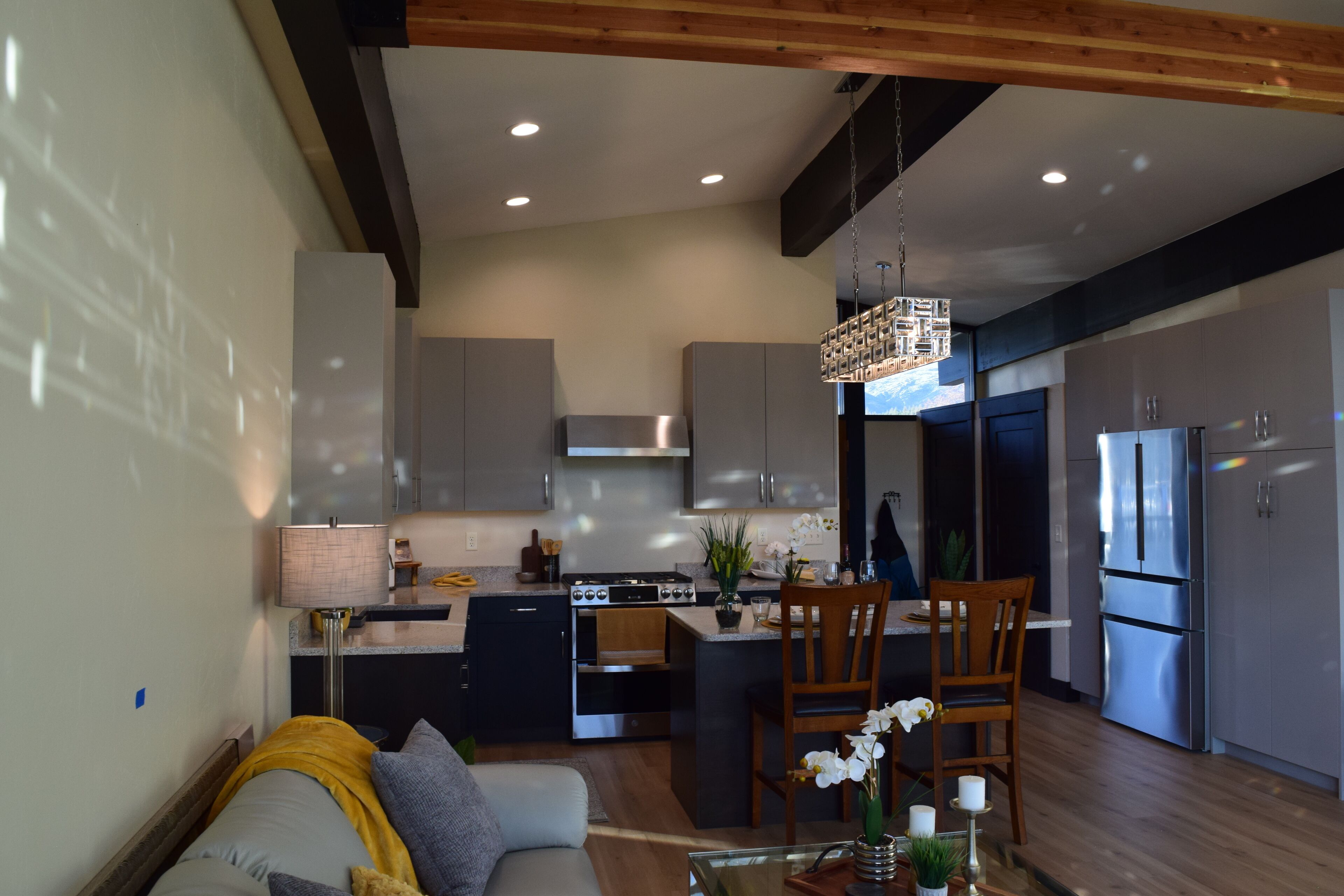 Stone House on Golf Course beautiful Views!