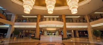 Binjiang International Hotel
