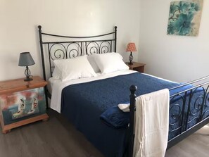 Room - Fern’s Country Haven  (Atmore)