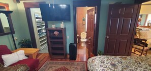 1 Schlafzimmer, Schreibtisch, Bügeleisen/Bügelbrett, kostenloses WLAN