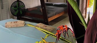 Las Rocas Village Ecohotel 