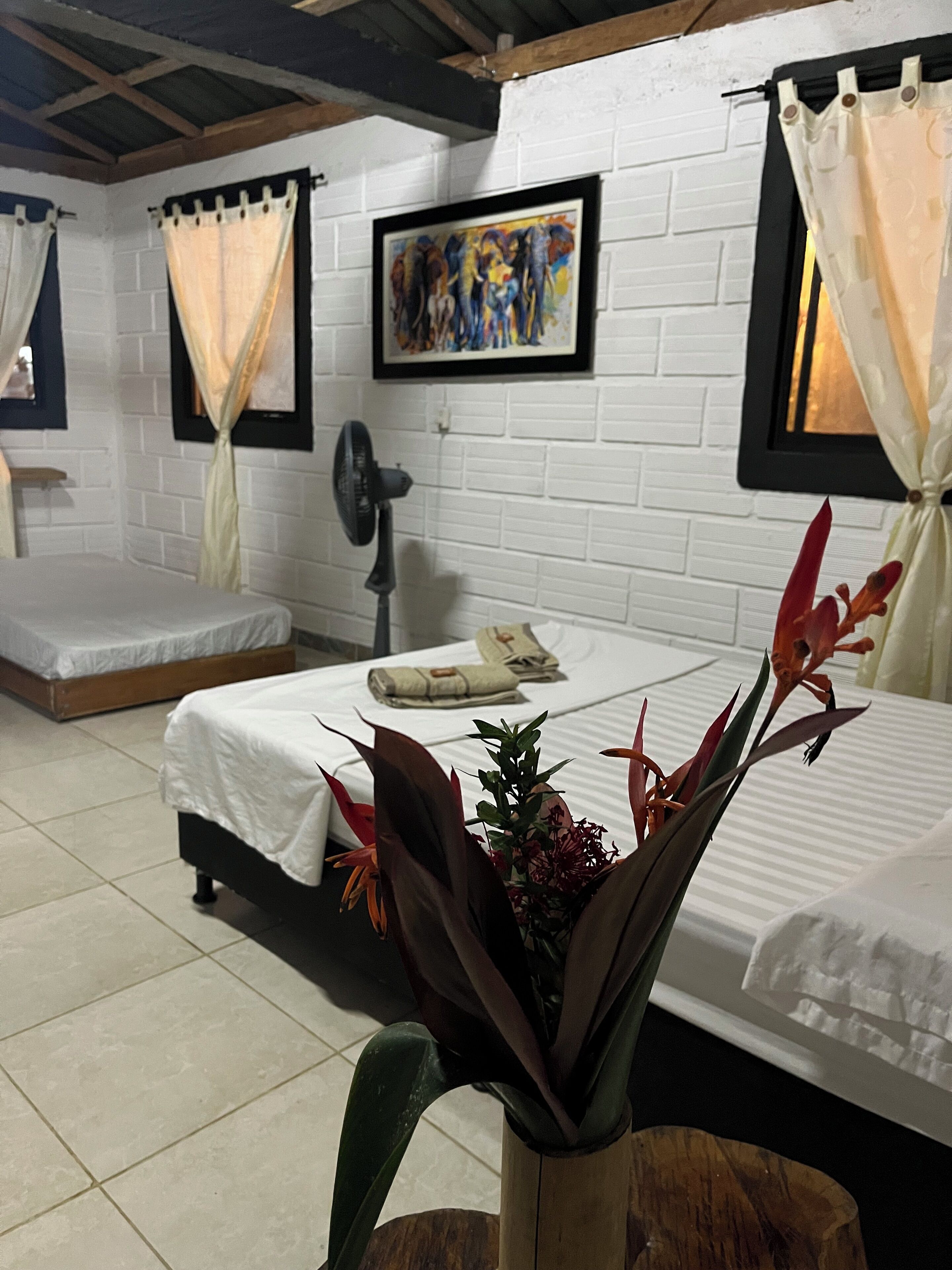 Deluxe Double Room | Laptop workspace, free WiFi
