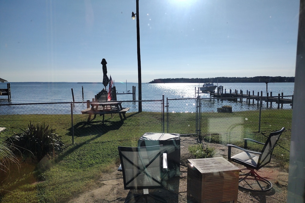 Potomac River Crabbing & Fishing Paradise