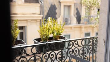 Room, 1 Queen Bed, Balcony | Balcony