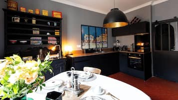 Free daily local cuisine breakfast