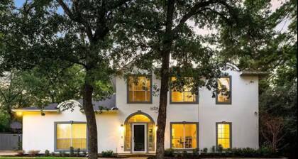 Entire home flat in Denton