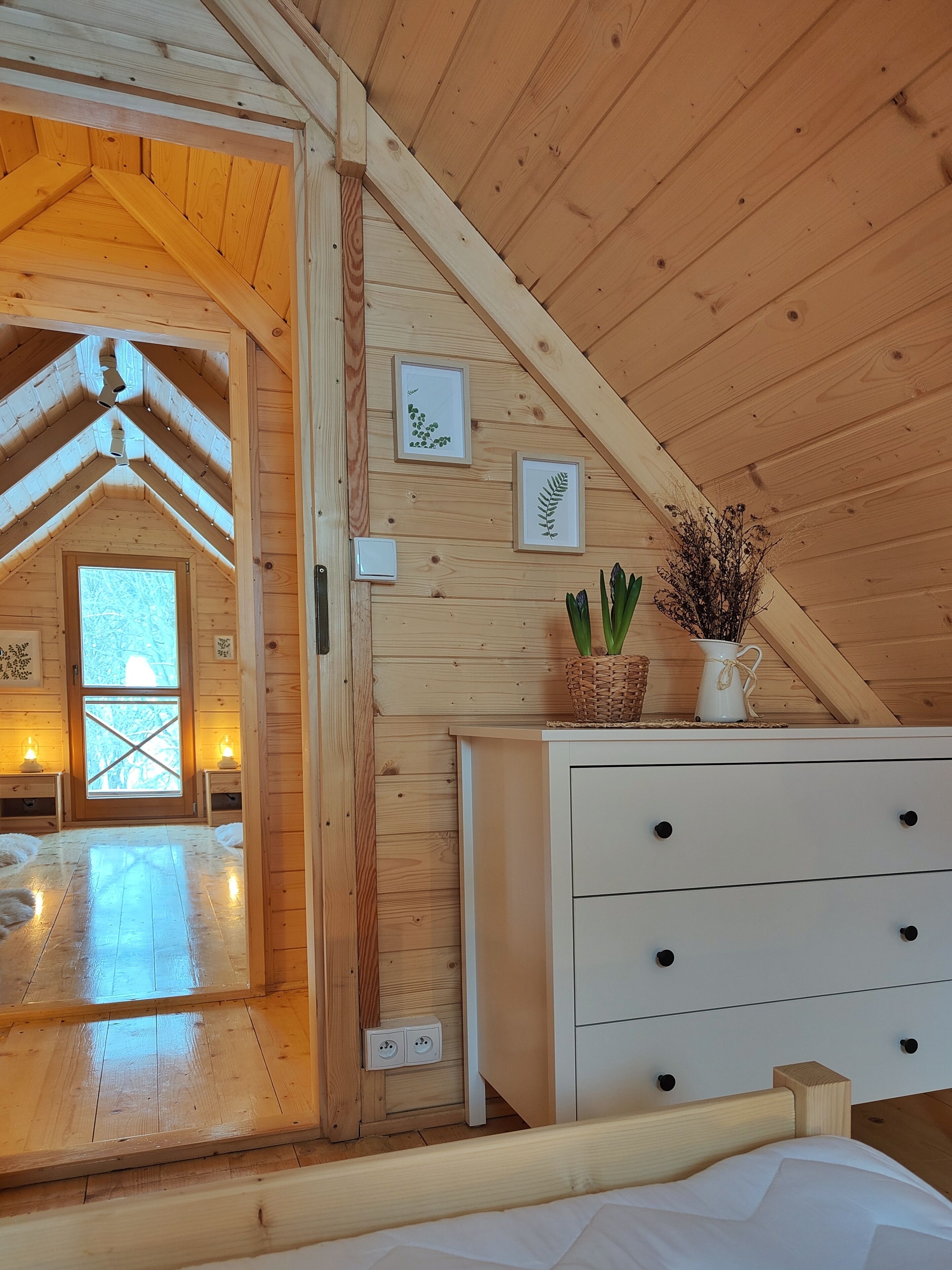 2 多间卧室、熨斗/熨衣板、免费 WiFi、床单