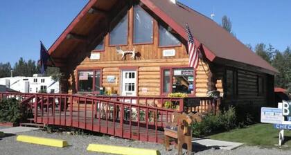 Cabin Dog Friendly with private 1/2 bath