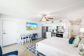 1 habitación, wifi y ropa de cama