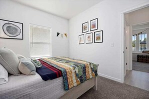 3 dormitorios, tabla de planchar con plancha, wifi y ropa de cama
