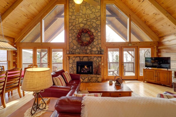 TV, fireplace, DVD player - Smoky Mountain Vacation Rental w/ Large Deck! (Deep Gap)