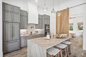 Dining tables, kitchen islands - Coastal Lake View & Access! BIGGEST in Rosemary Beach PRIVATE Pool ! Sleeps 18 (Rosemary Beach)