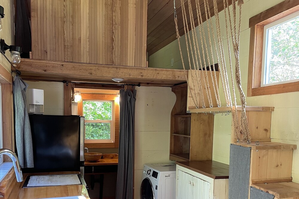 Tiny home on gourmet mushroom farm just minutes outside of Gibsons.