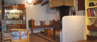 Renovated old house in the heart of the Pasarelas de Valloré