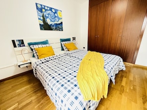 3 bedrooms, free WiFi, bed sheets