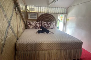 Habitación doble | Escritorio, wifi gratis, ropa de cama