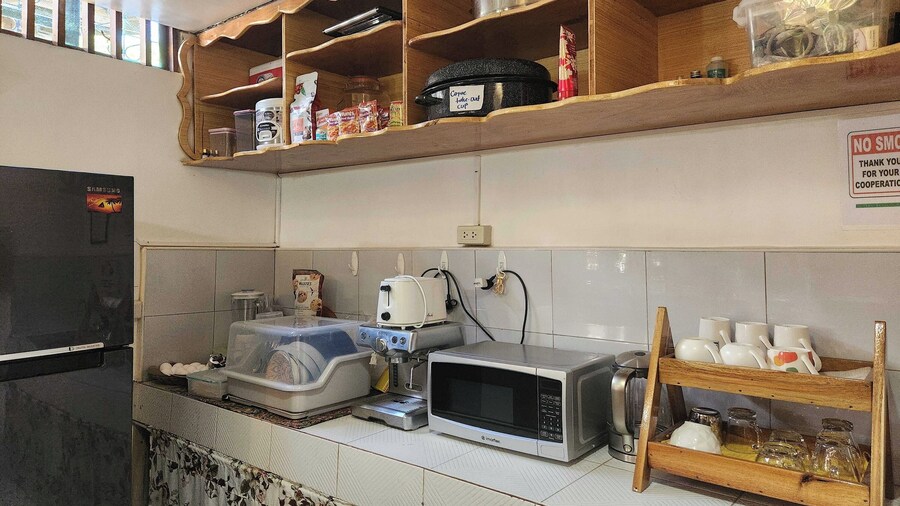 Balai Vivencio Hostel