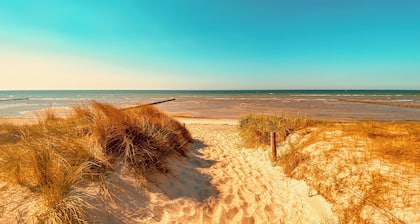 House Sansibar only 700m from the beach with sauna & fireplace and large garden