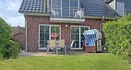 House Sansibar only 700m from the beach with sauna & fireplace and large garden