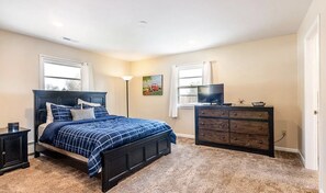 5 Schlafzimmer, Bügeleisen/Bügelbrett, WLAN, Bettwäsche