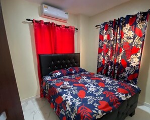 1 bedroom, WiFi, bed sheets - ResidencialDoña Gloria 1-2 (Puerto Plata)
