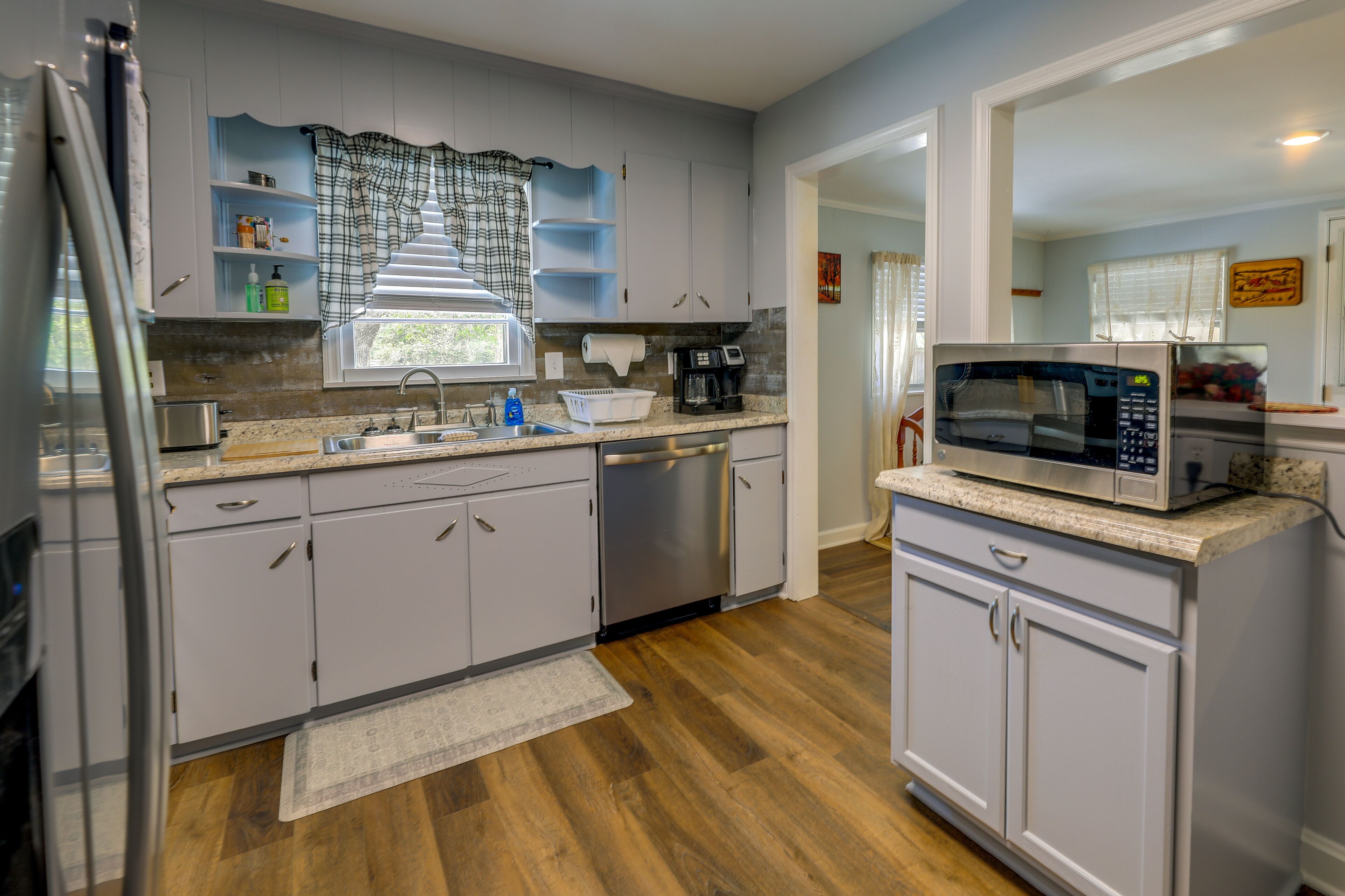 Cozy Country Getaway in Grantsboro Near Beaches!