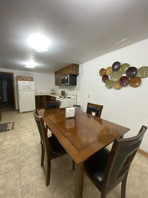 Dining - Best Hidden Escape (Great Falls)