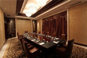 Unclassified image, 3 of 143, button - Mingdu Hotel (Zhenjiang)