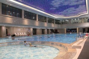 Piscine couverte