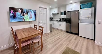 1B1BVilla/Disneyland/Universal Studios