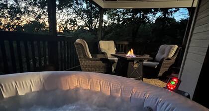 PERFECT GETAWAY cabin near Turner Falls & Lake of The Arbuckles.