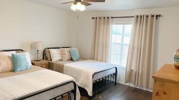 2 chambres, Wi-Fi gratuit, draps fournis