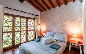 2 Schlafzimmer, Reisekinderbett, kostenloses WLAN