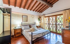 2 camere, culla da viaggio, Wi-Fi gratuito