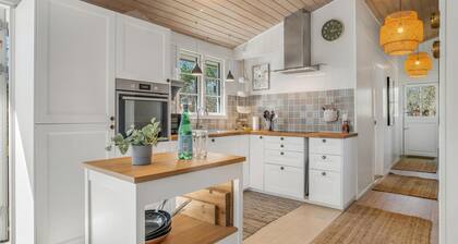 Superbe maison à AllingÄbro avec WiFi