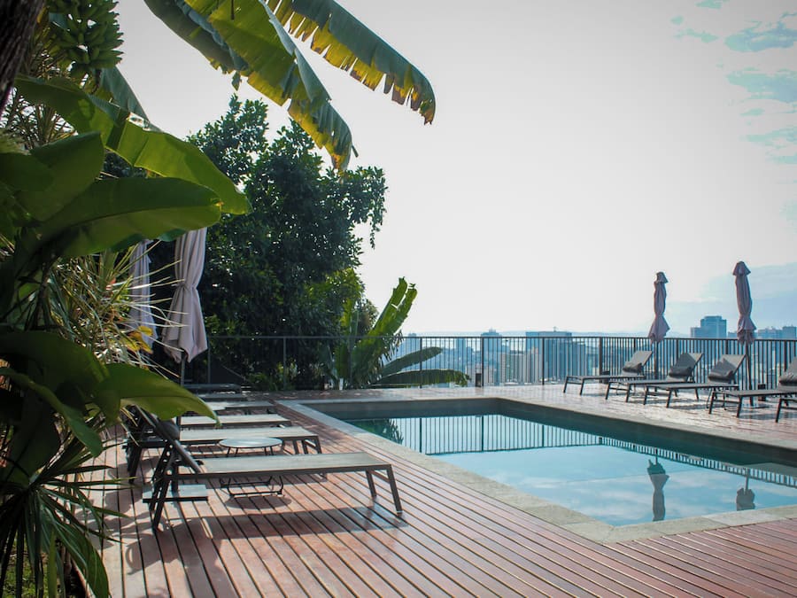 Kolam renang terbuka