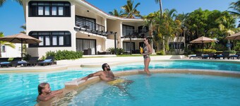 Luxury Apartment-Mandatory All-Inclusive