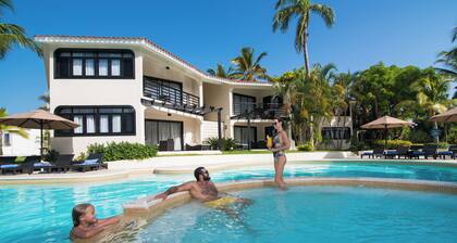 Luxury Apartment-Mandatory All-Inclusive