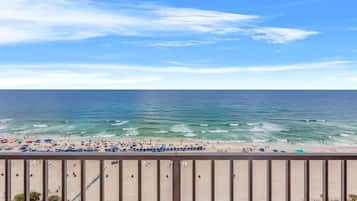 Kondominium, Beberapa Tempat Tidur (The Summit 1503) | Eksterior