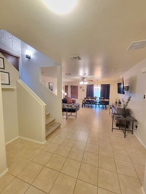 Interior - Green Valley Los Arroyos Home · Modern & Comfortable Residence 4BR/2BA (Green Valley)