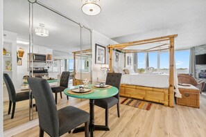 Studio, 1 Queen-Bett (Top of The Gulf 620) | Aussenbereich