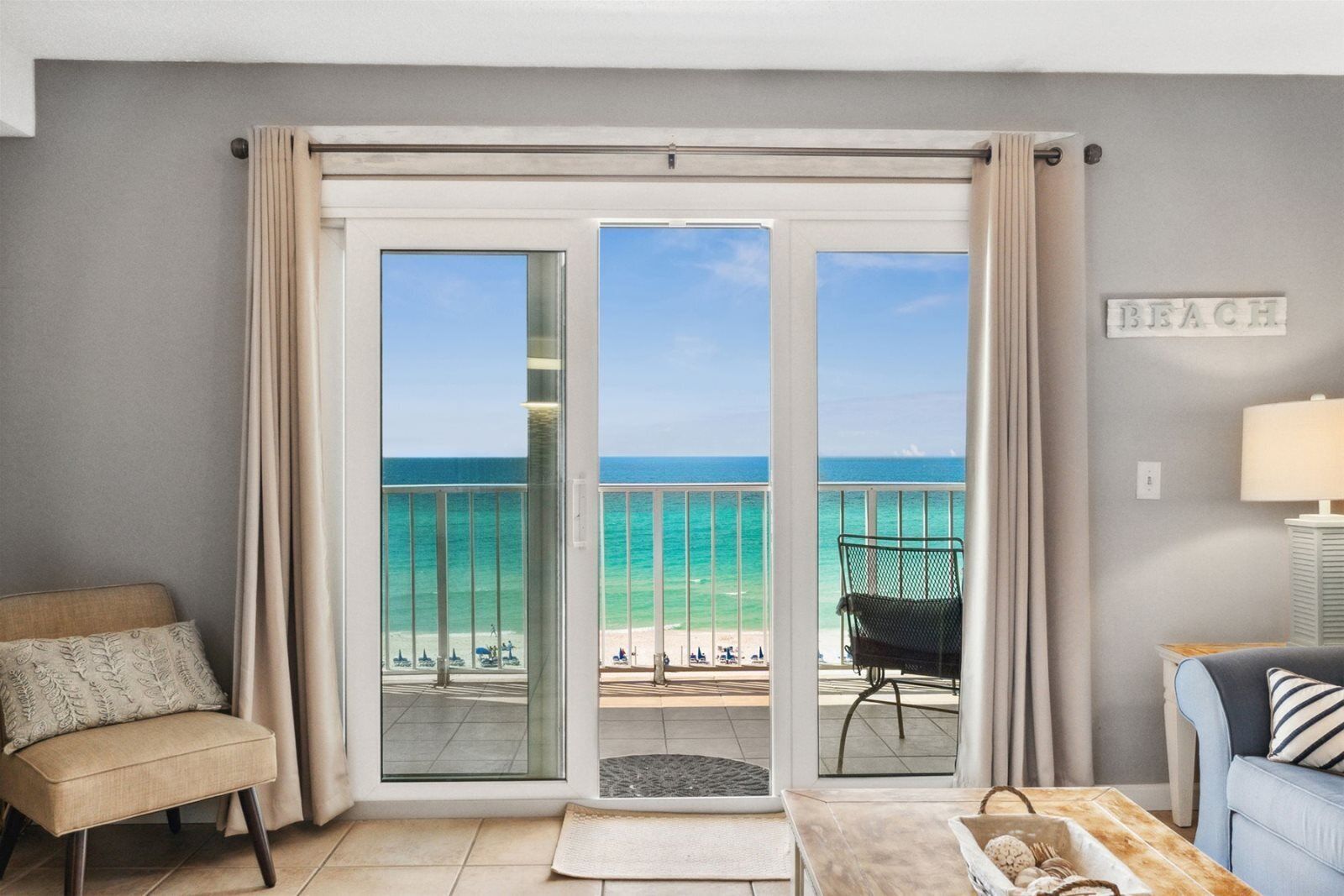 公寓客房, 1 張特大雙人床和 1 張沙發床 (The Summit 817 ) | 外觀